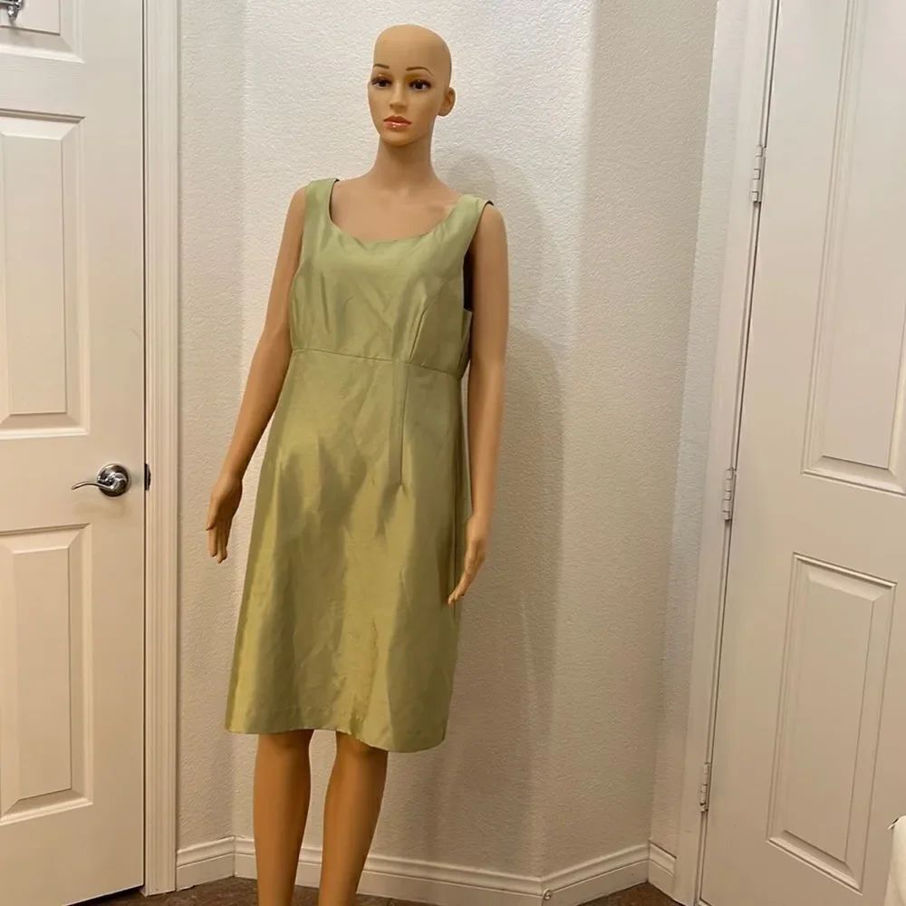 Midnight Velvet Size 14 Green Dress Scoop Neck  Short Sleeve Zipper Back Lined
